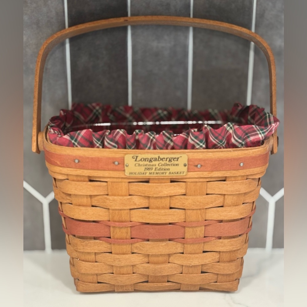 Longaberger 1989 Christmas Collection Basket Holiday Memory Basket